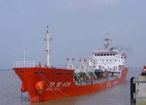 江阴三房巷液体化工码头正式运营