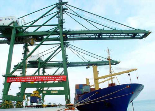 江阴港前三季度危险品吞吐量破1000万吨 