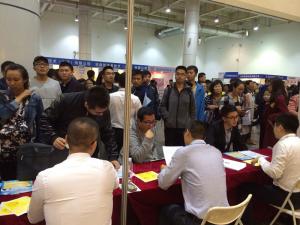 焦点娱乐参加大连市2015秋季人才招聘会