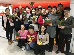 焦点娱乐网举办“回家过年，知鸟相伴”主题活动