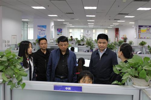 界上传媒副总裁陈宏兵一行到访焦点娱乐集团